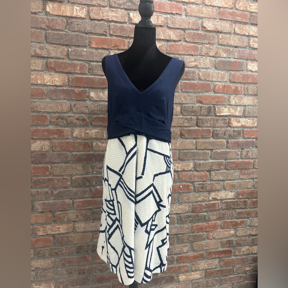 HD in Paris Anthropologie Navy and white cotton jersey dress in size 12